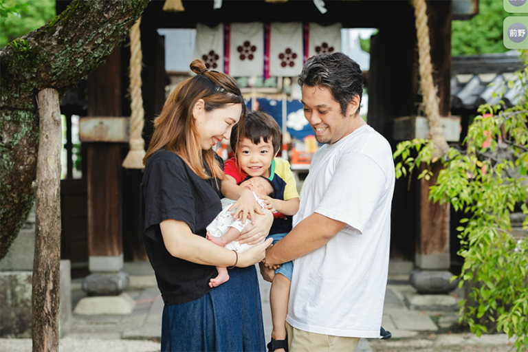 佐賀県在住。家業は神社で神主の資格も取得!